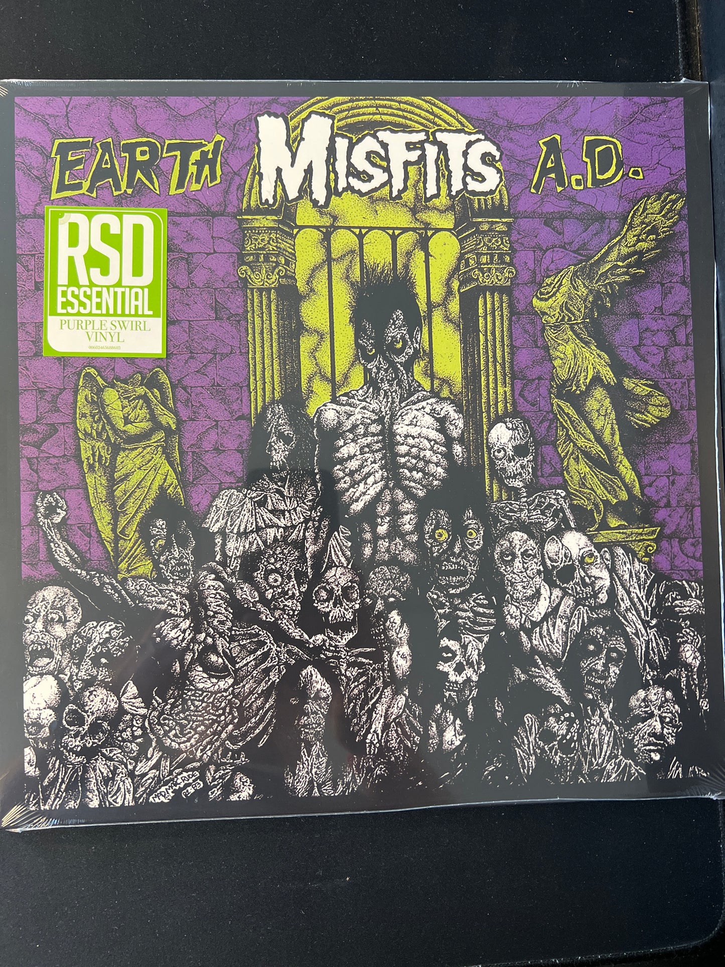 MISFITS - earth A.D.