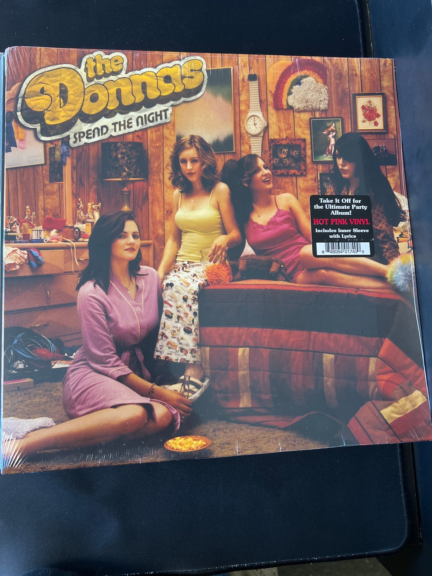 THE DONNAS - spend the night