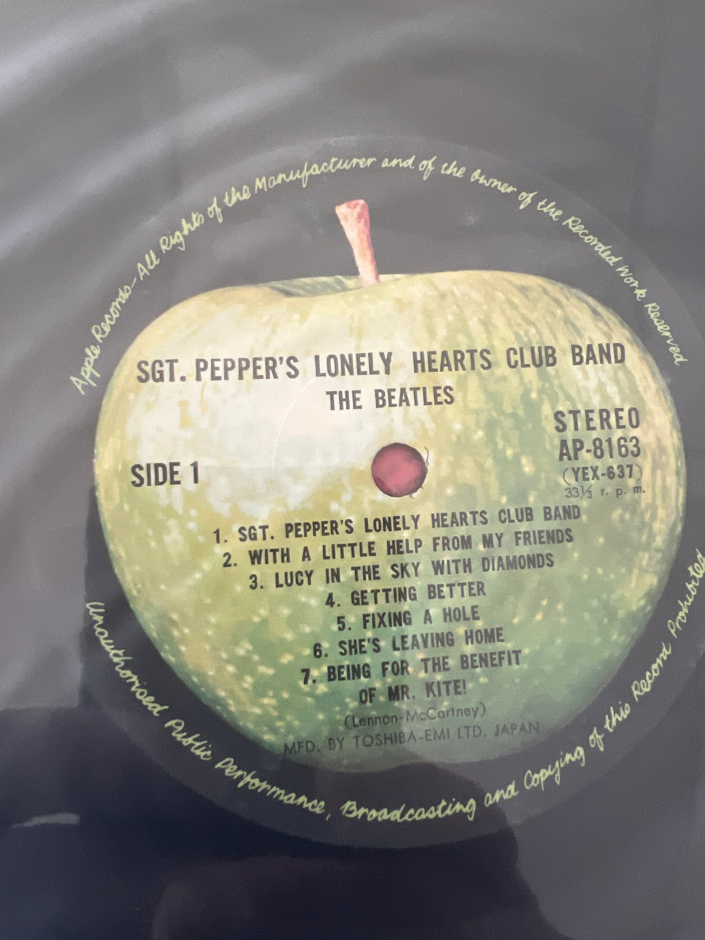 THE BEATLES - Sgt Peppers Lonely Hearts Club Band