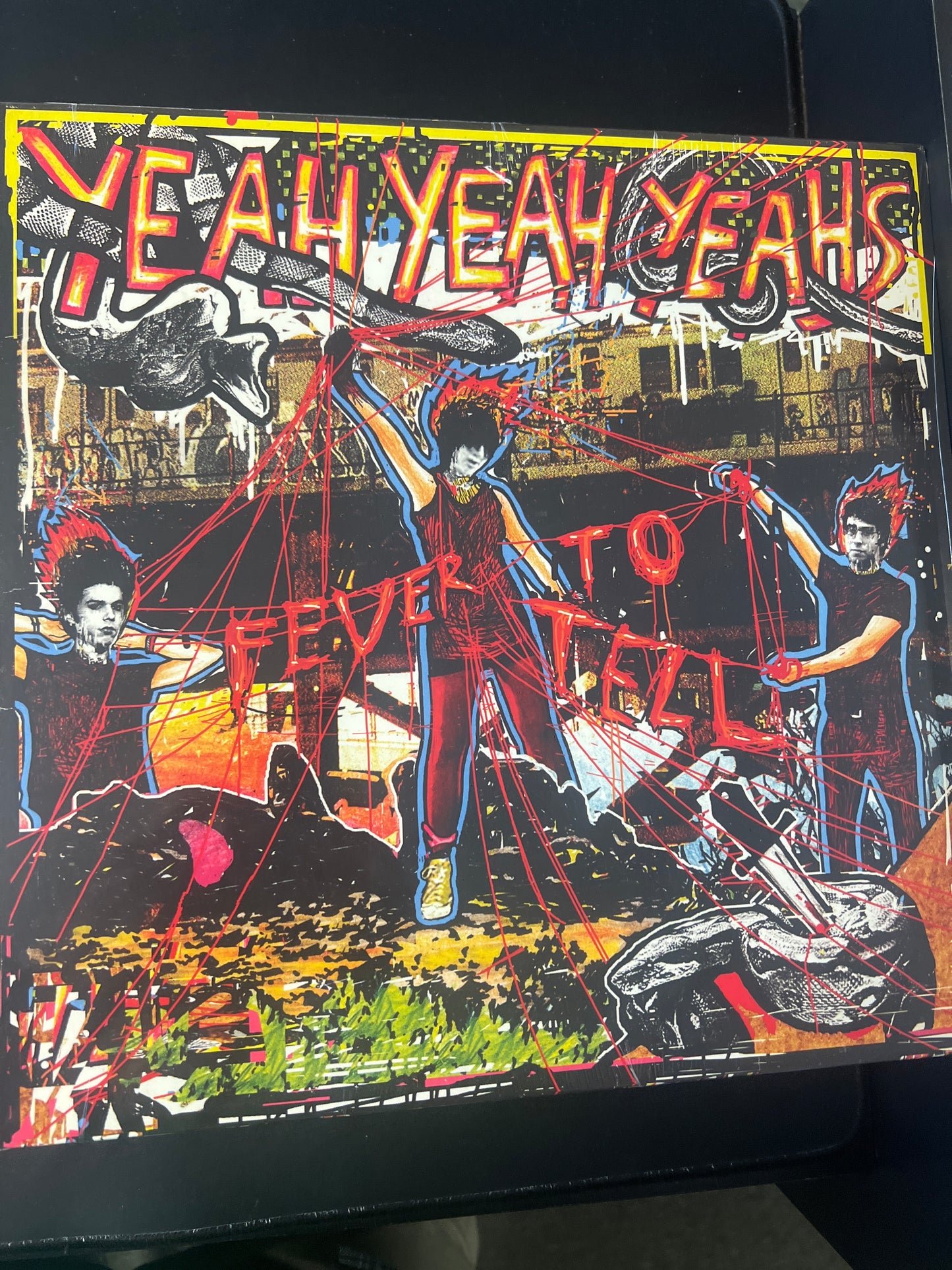 YEAH YEAH YEAHS - fever to tell