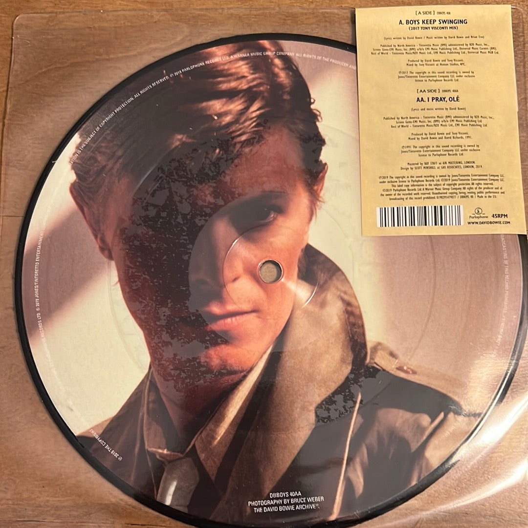 DAVID BOWIE - BOYS KEEP SWINGING - 7” picture disc